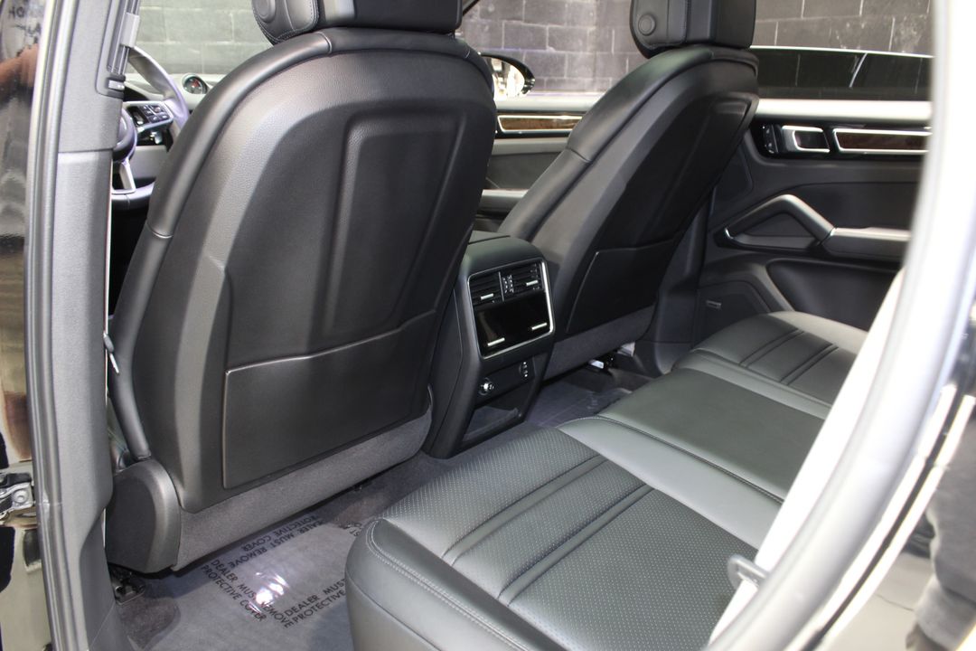 2023 Porsche Cayenne