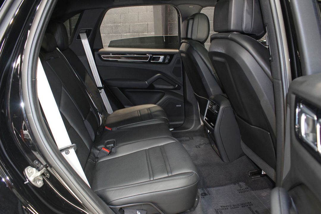 2023 Porsche Cayenne