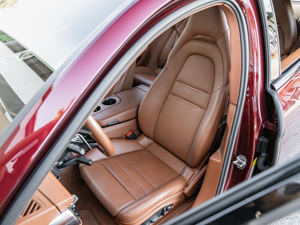 2023 Porsche Panamera