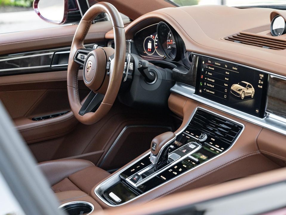 2023 Porsche Panamera
