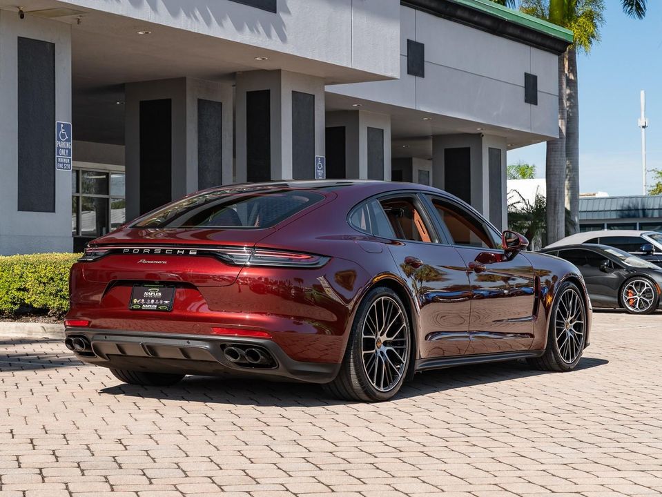 2023 Porsche Panamera