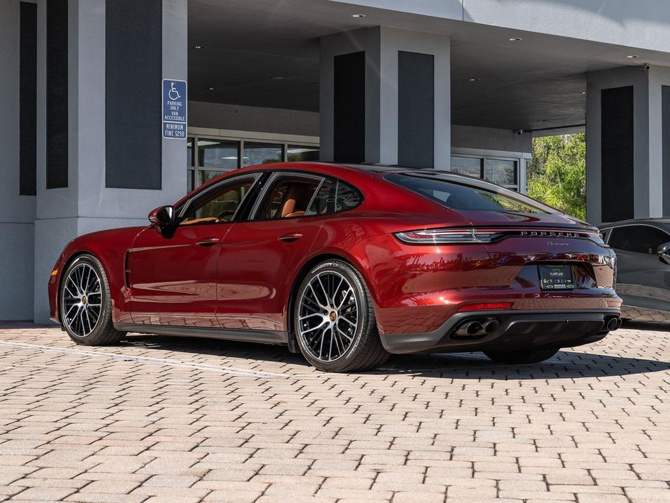 2023 Porsche Panamera