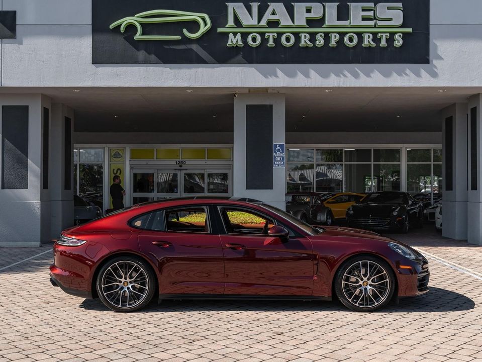 2023 Porsche Panamera