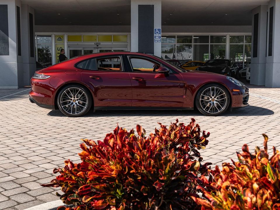 2023 Porsche Panamera