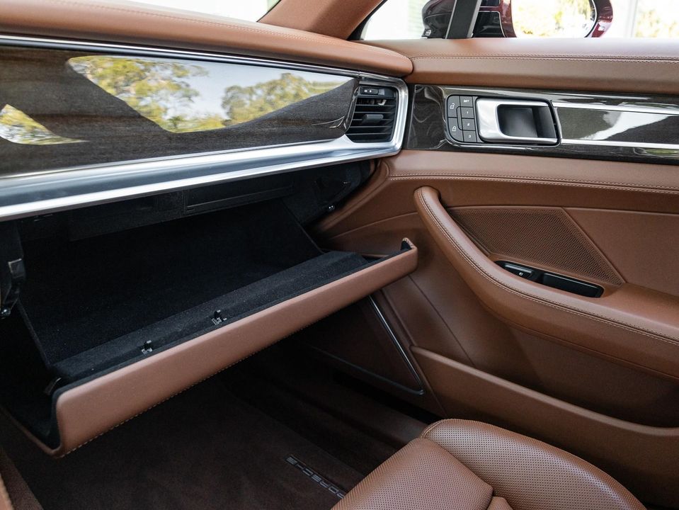 2023 Porsche Panamera