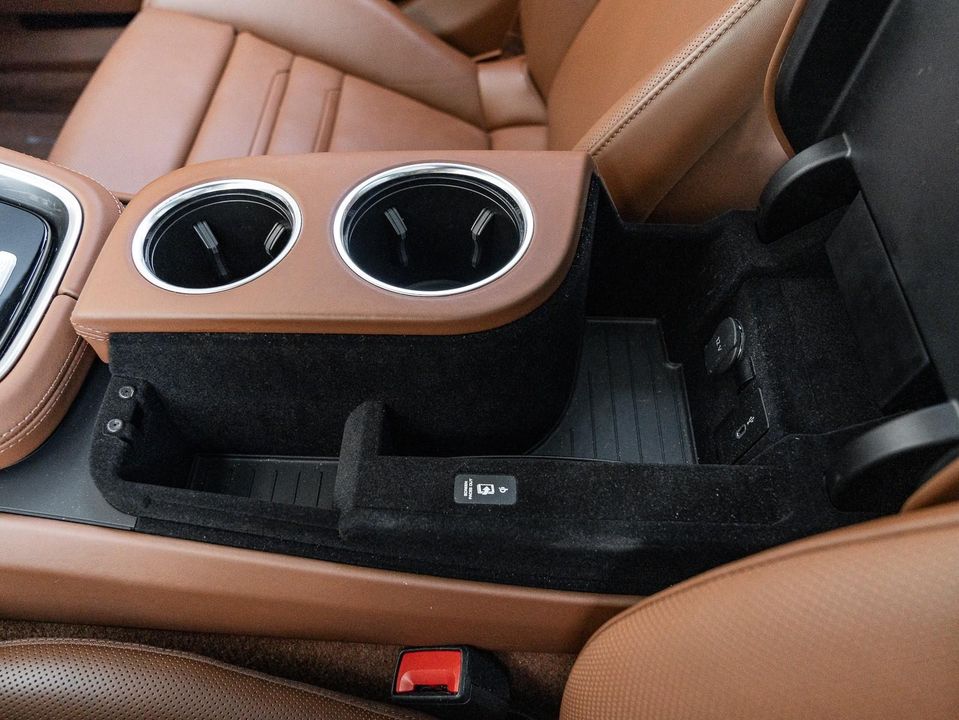 2023 Porsche Panamera