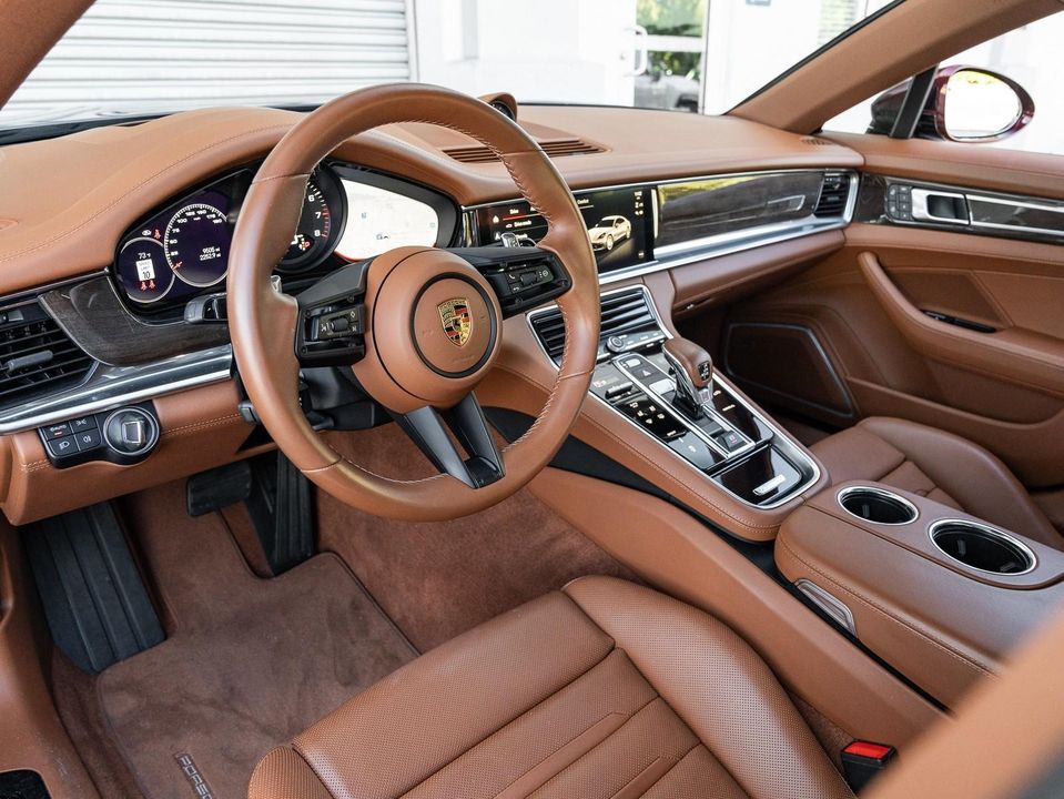 2023 Porsche Panamera