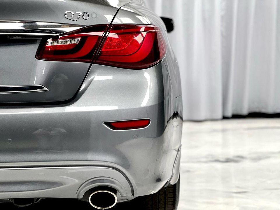 2015 INFINITI Q70 3.7