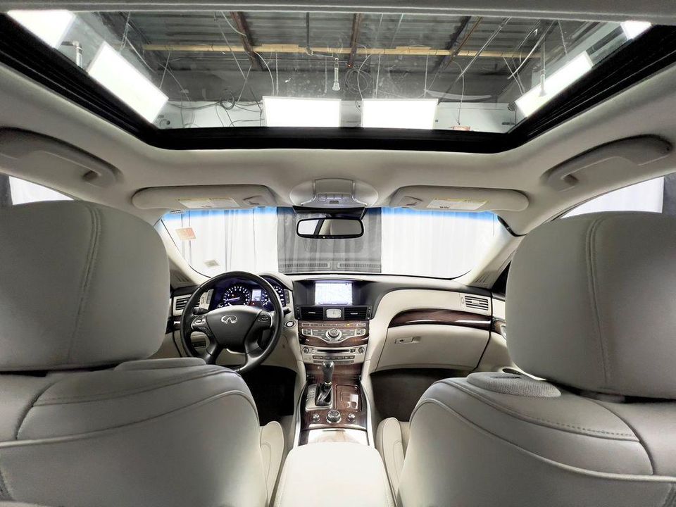 2015 INFINITI Q70 3.7