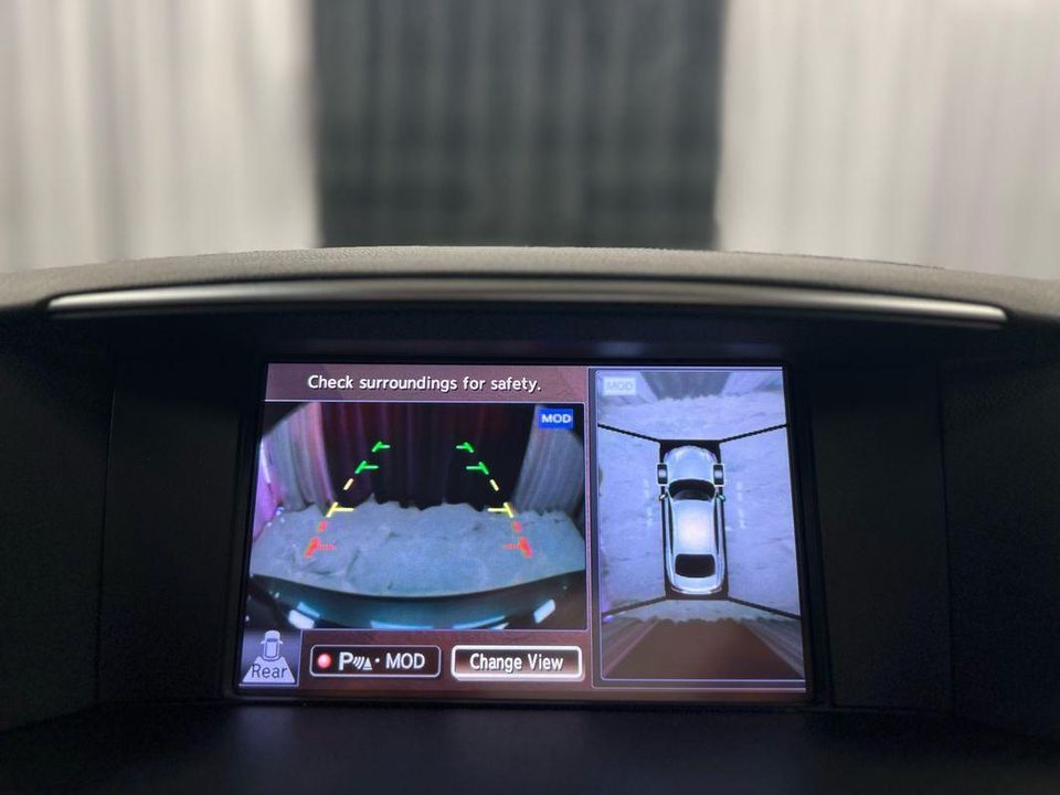 2015 INFINITI Q70 3.7