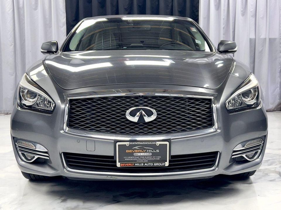 2015 INFINITI Q70 3.7