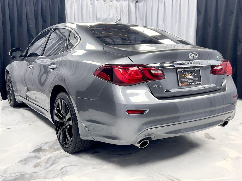 2015 INFINITI Q70 3.7