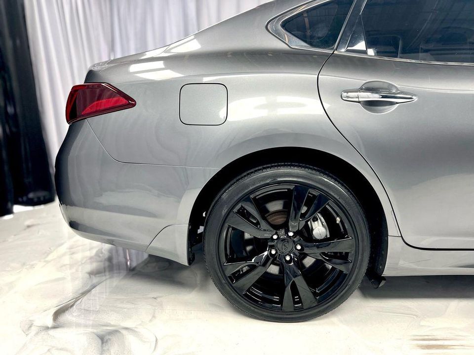 2015 INFINITI Q70 3.7