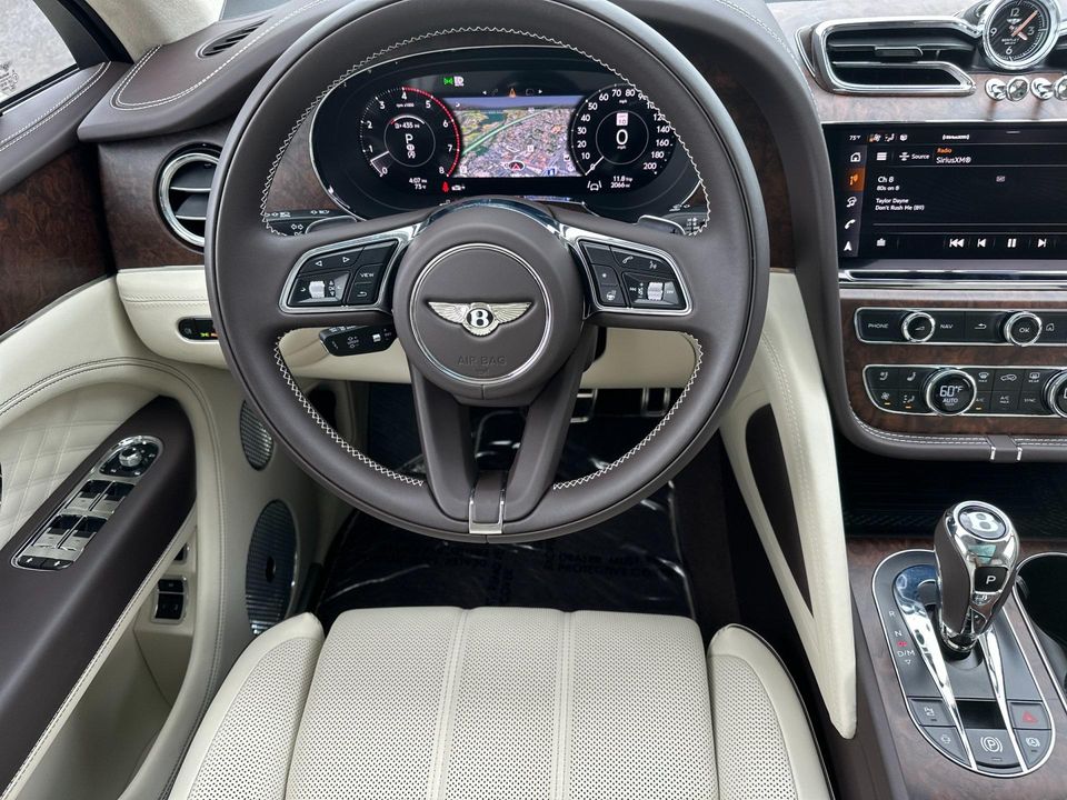 2025 Bentley Bentayga