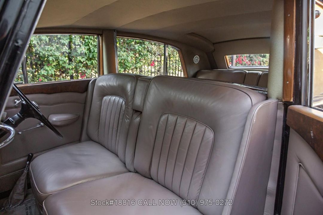 1949 Rolls-Royce Silver Wraith Limousine