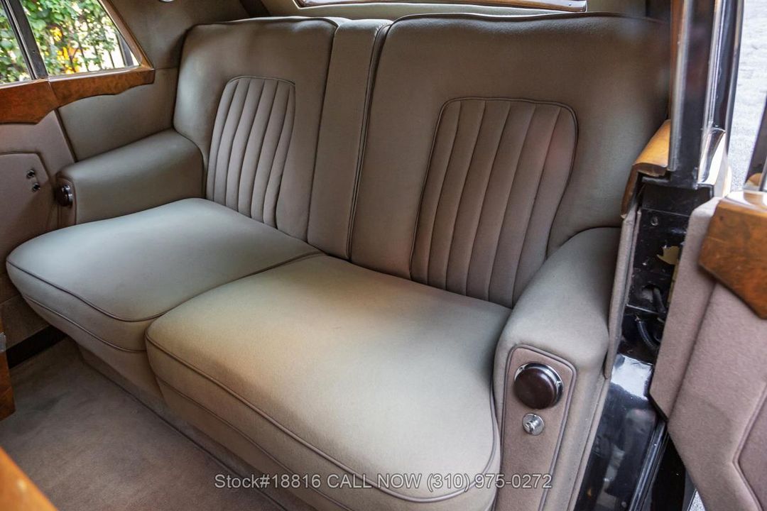 1949 Rolls-Royce Silver Wraith Limousine