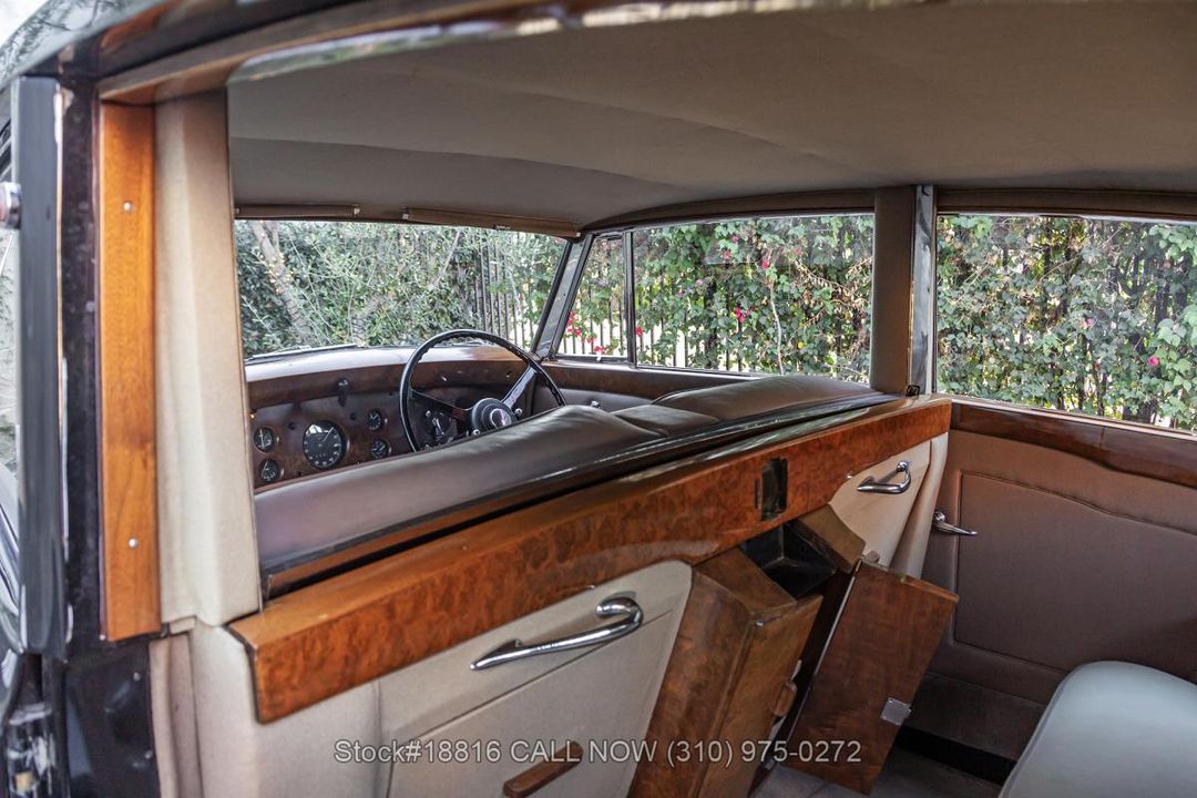 1949 Rolls-Royce Silver Wraith Limousine