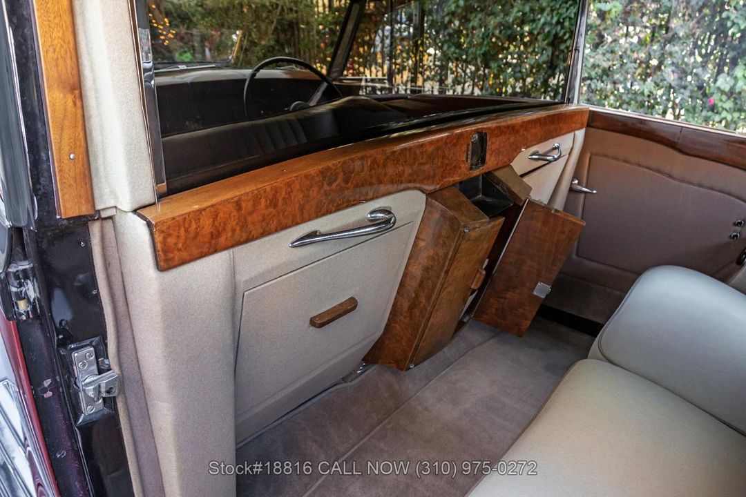 1949 Rolls-Royce Silver Wraith Limousine