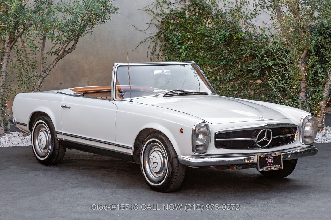 1966 Mercedes-Benz 230SL