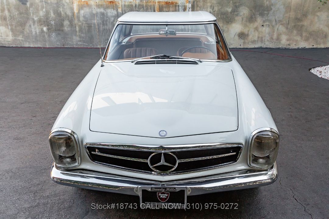 1966 Mercedes-Benz 230SL