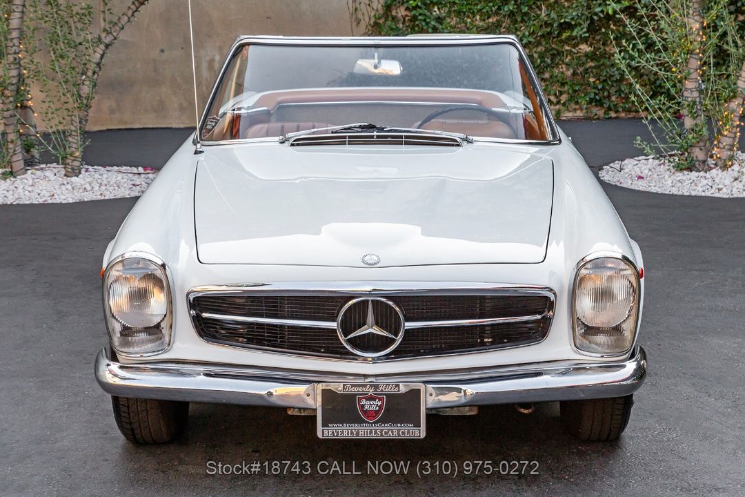 1966 Mercedes-Benz 230SL
