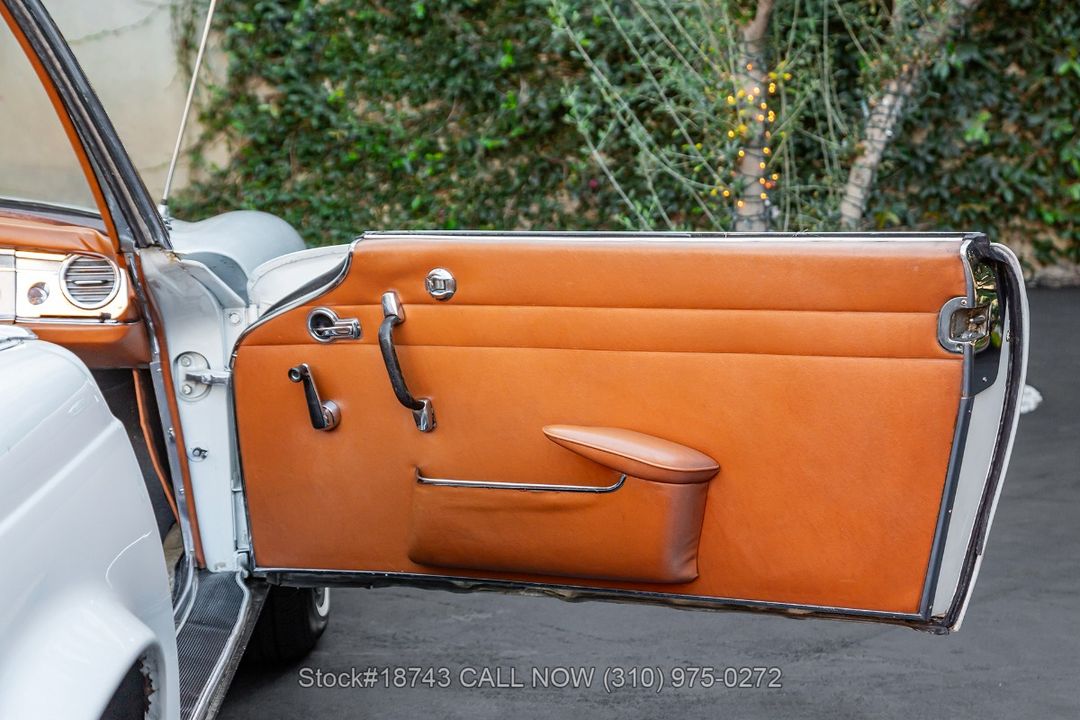 1966 Mercedes-Benz 230SL