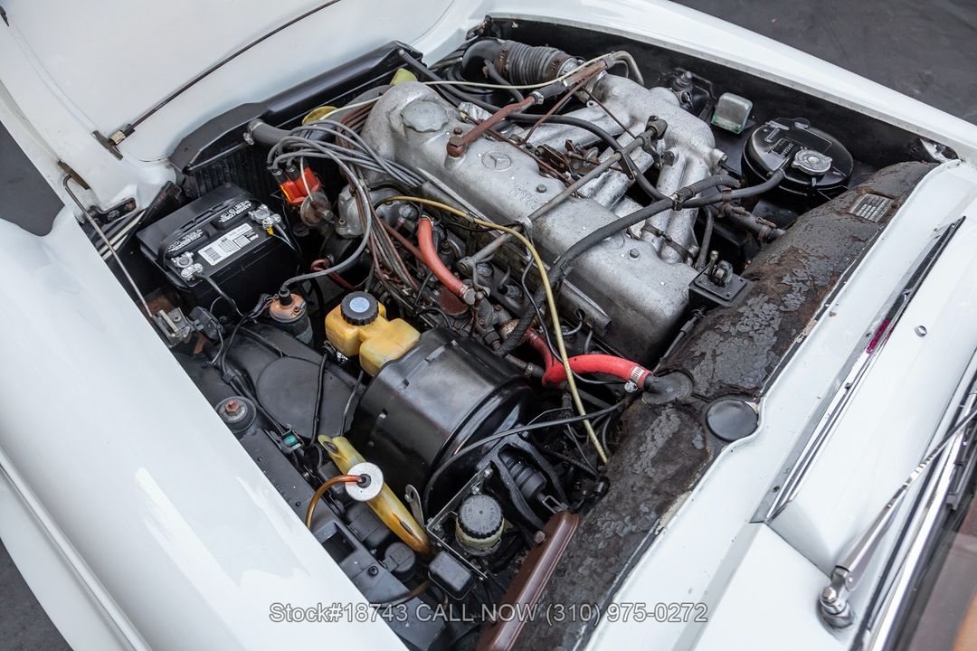 1966 Mercedes-Benz 230SL