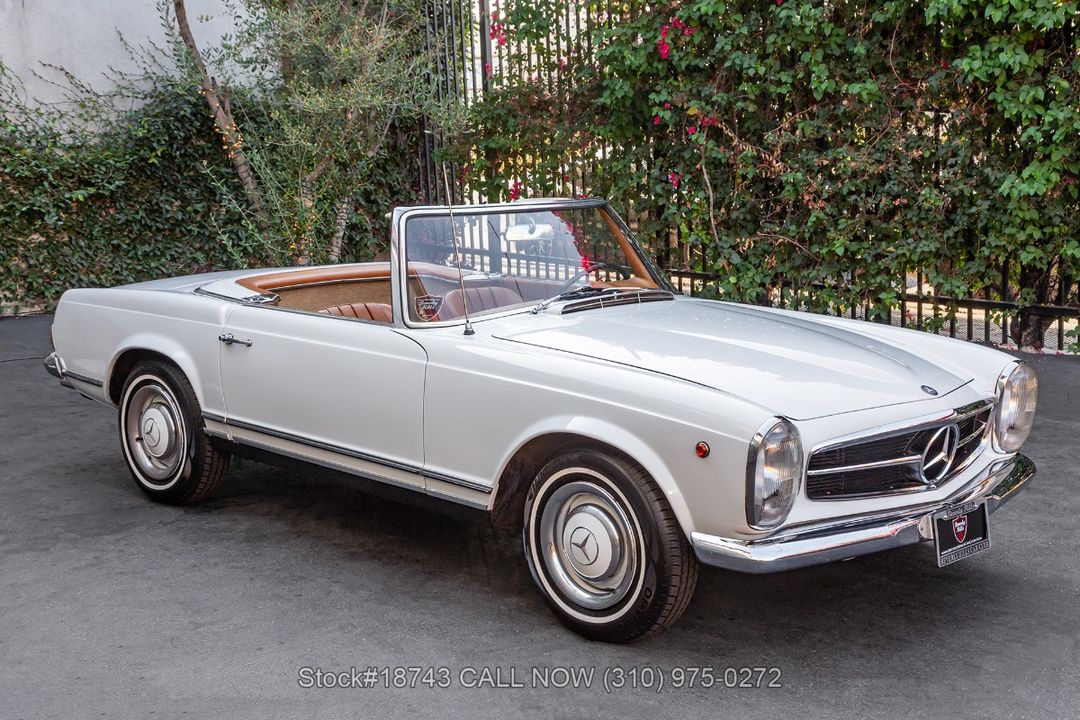 1966 Mercedes-Benz 230SL