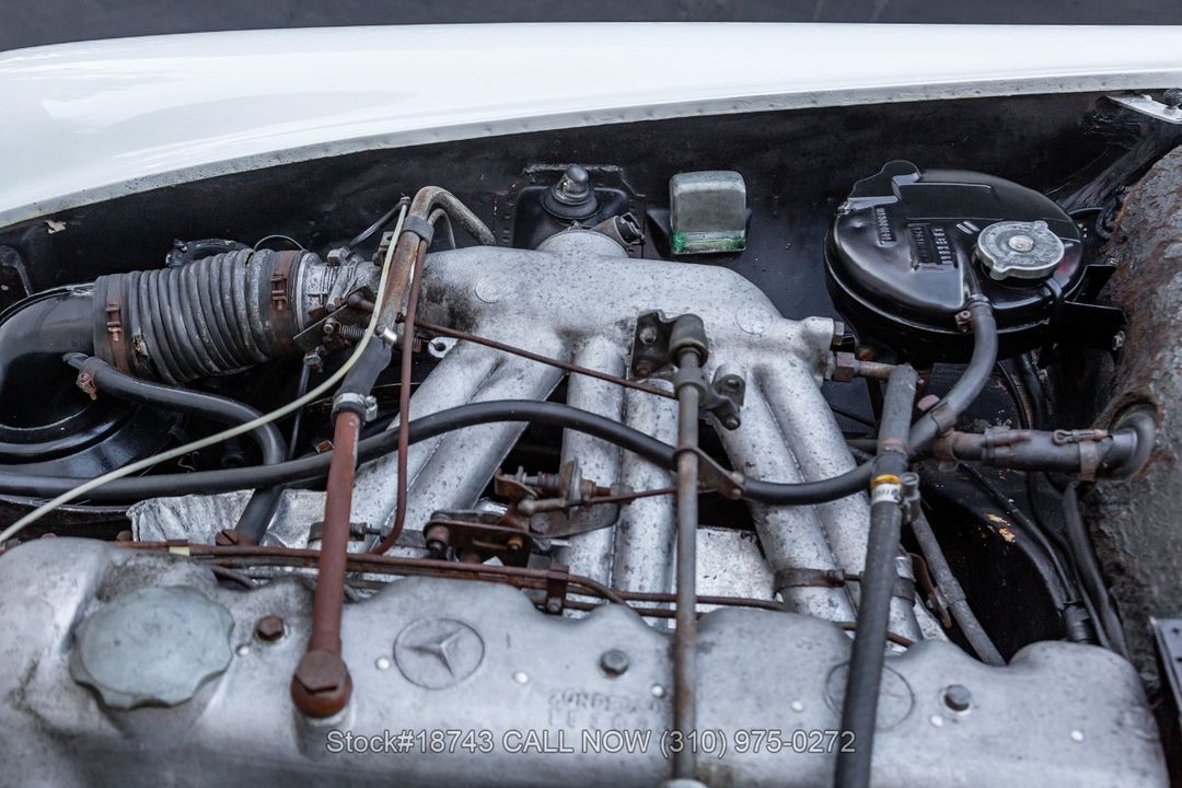 1966 Mercedes-Benz 230SL