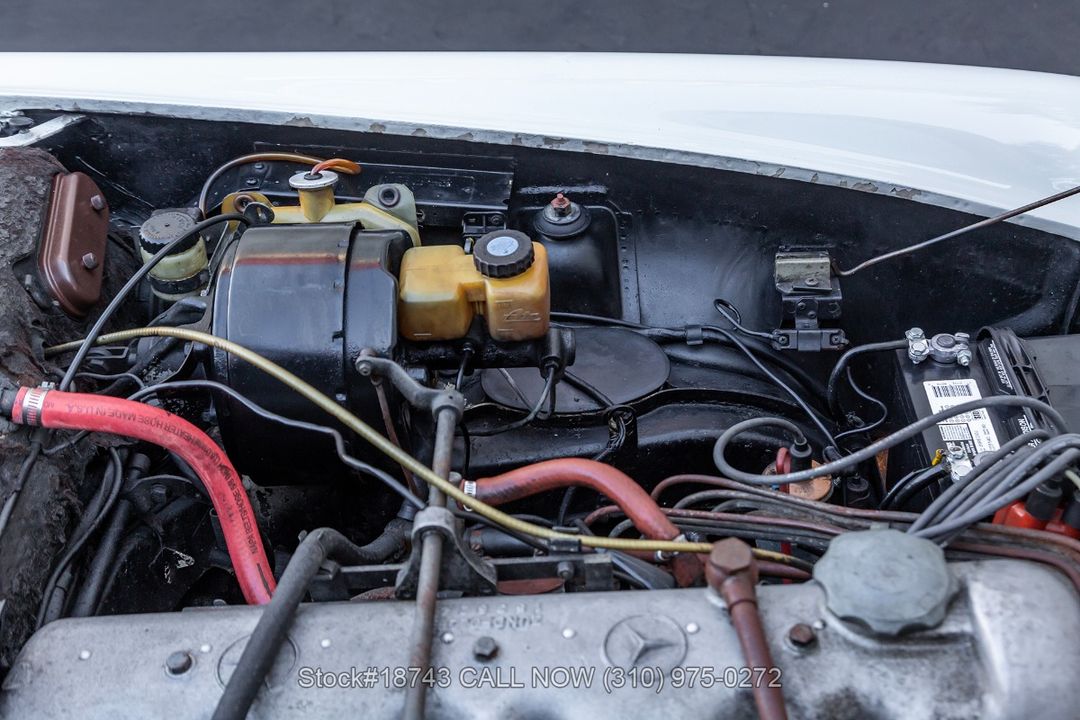 1966 Mercedes-Benz 230SL