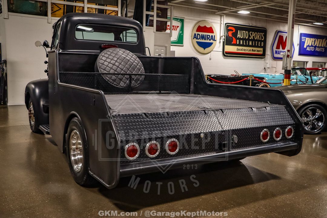 1952 Ford F6 COE