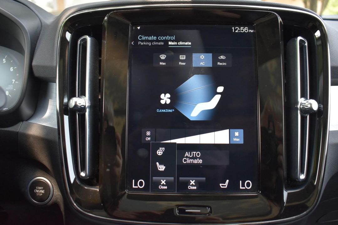 2022 Volvo XC40 T5 AWD