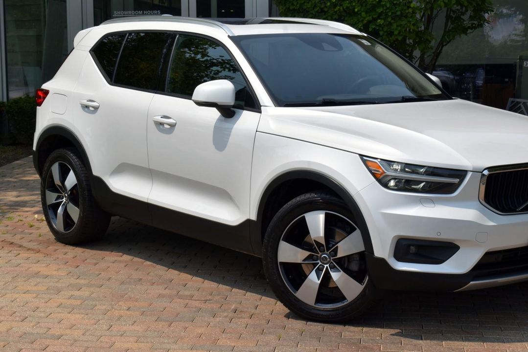 2022 Volvo XC40 T5 AWD