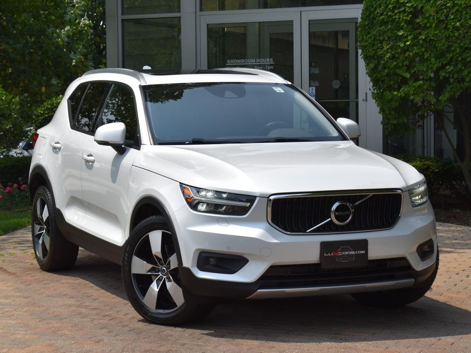 2022 Volvo XC40 T5 AWD