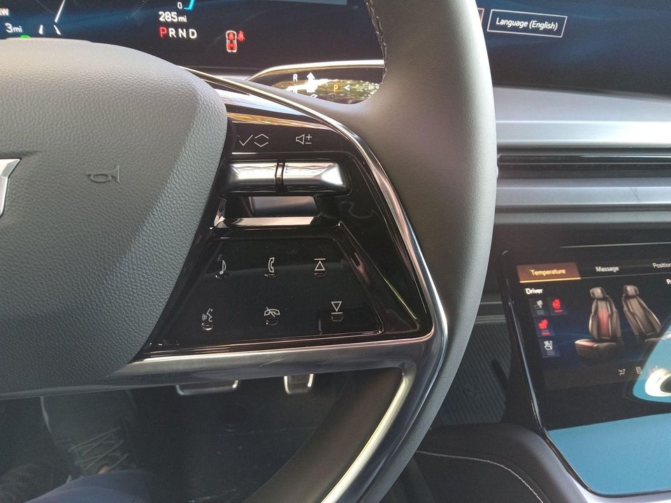 2026 Cadillac VISTIQ