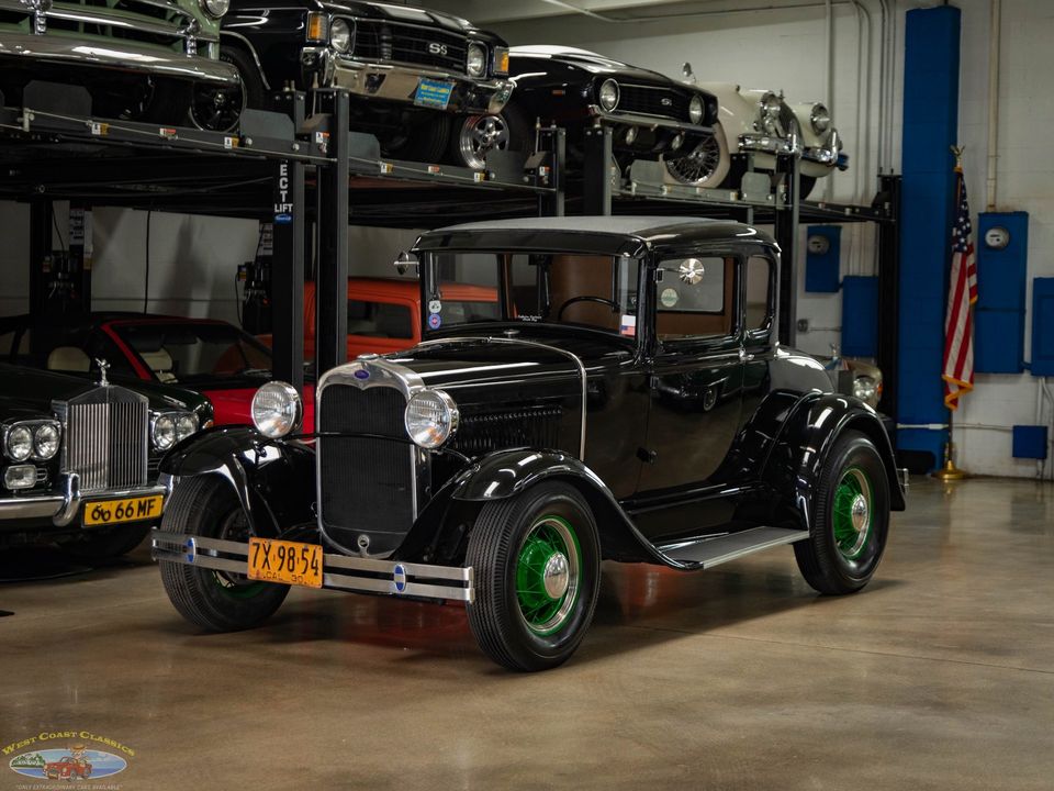 1930 Ford Model A 5 Window