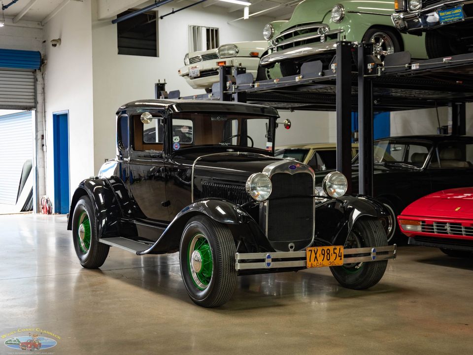 1930 Ford Model A 5 Window
