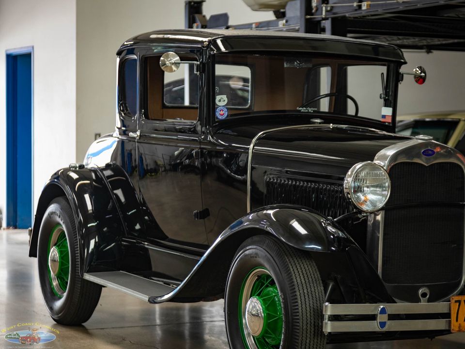 1930 Ford Model A 5 Window