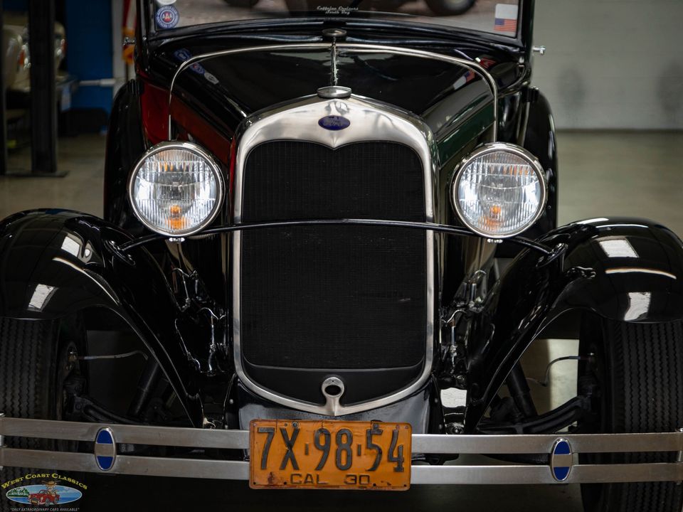 1930 Ford Model A 5 Window