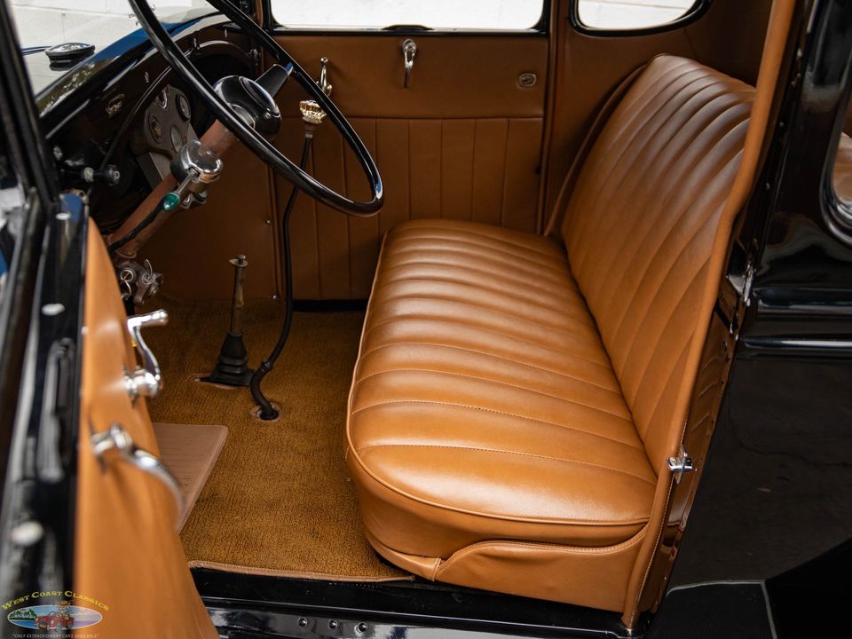 1930 Ford Model A 5 Window