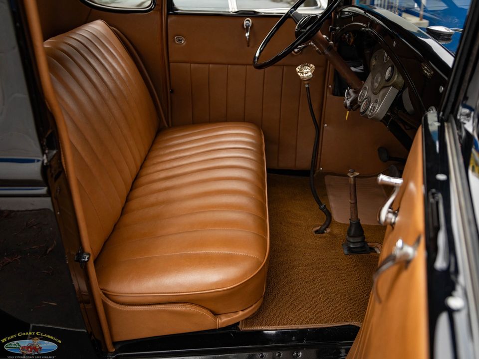 1930 Ford Model A 5 Window