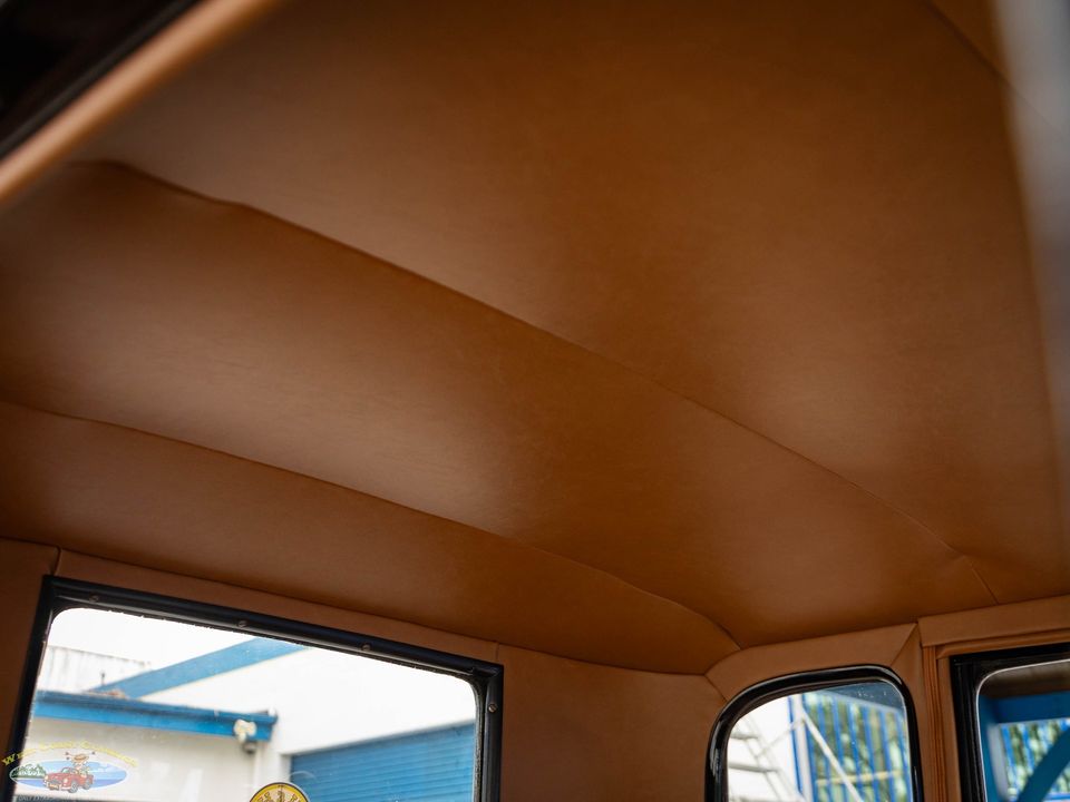 1930 Ford Model A 5 Window