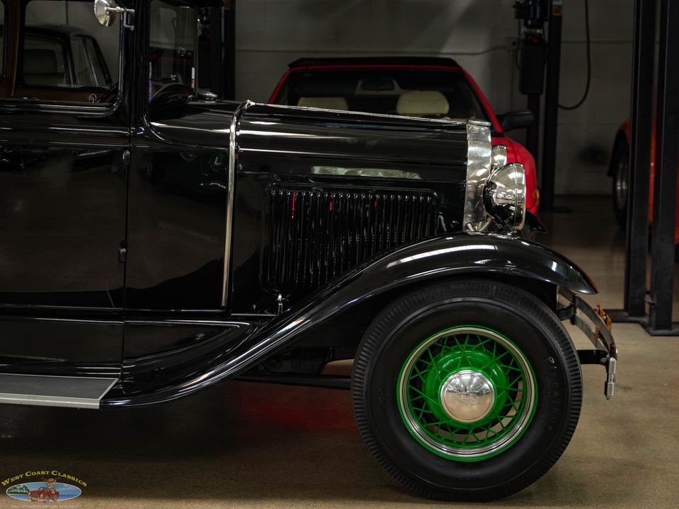 1930 Ford Model A 5 Window