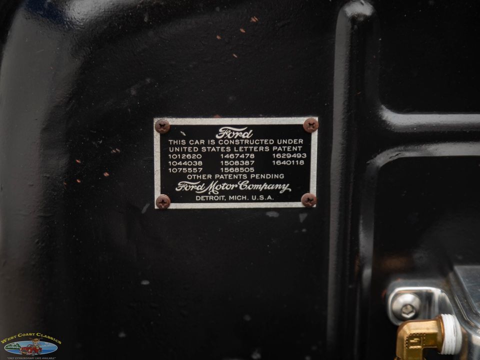 1930 Ford Model A 5 Window