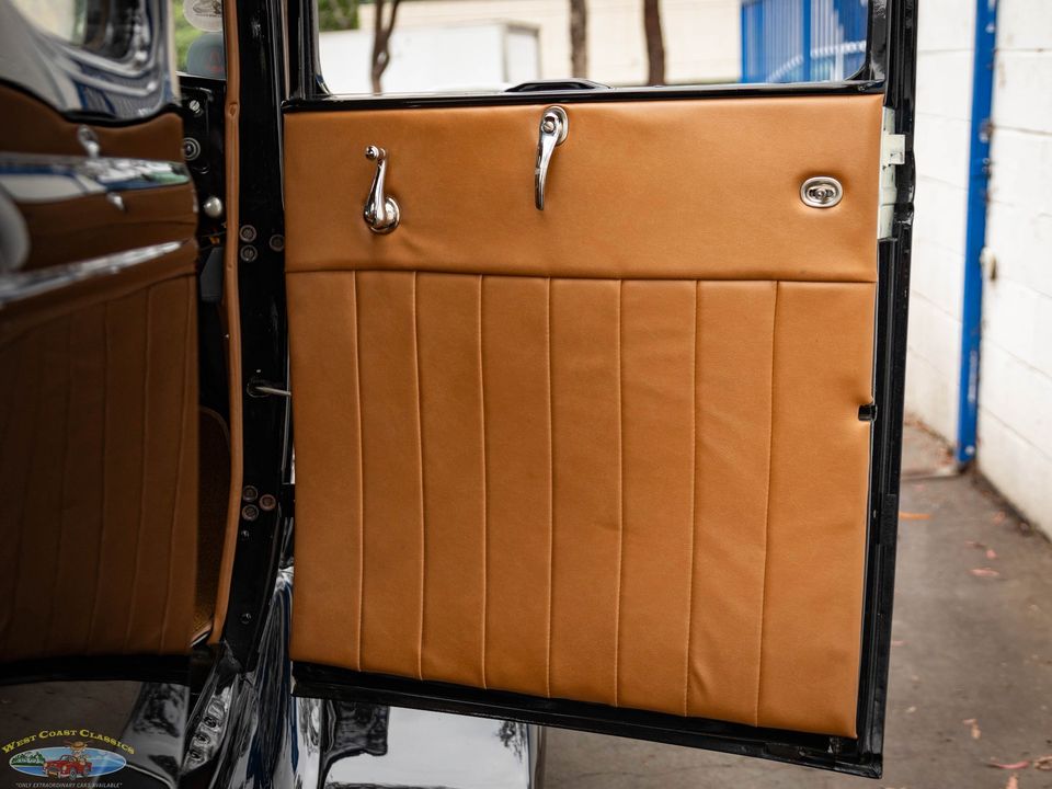 1930 Ford Model A 5 Window