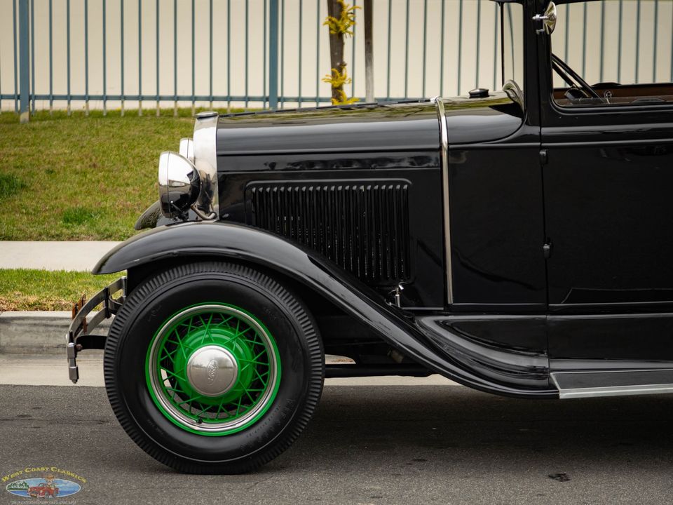 1930 Ford Model A 5 Window