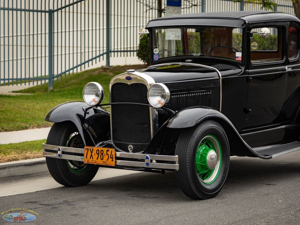 1930 Ford Model A 5 Window