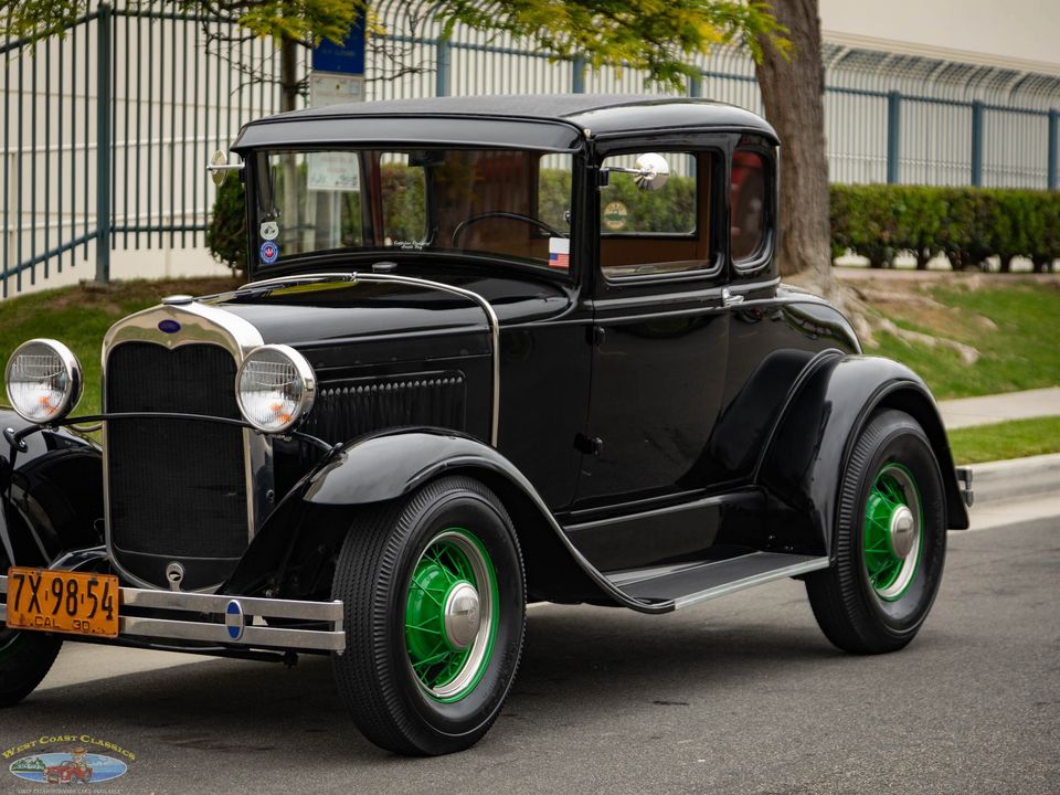 1930 Ford Model A 5 Window