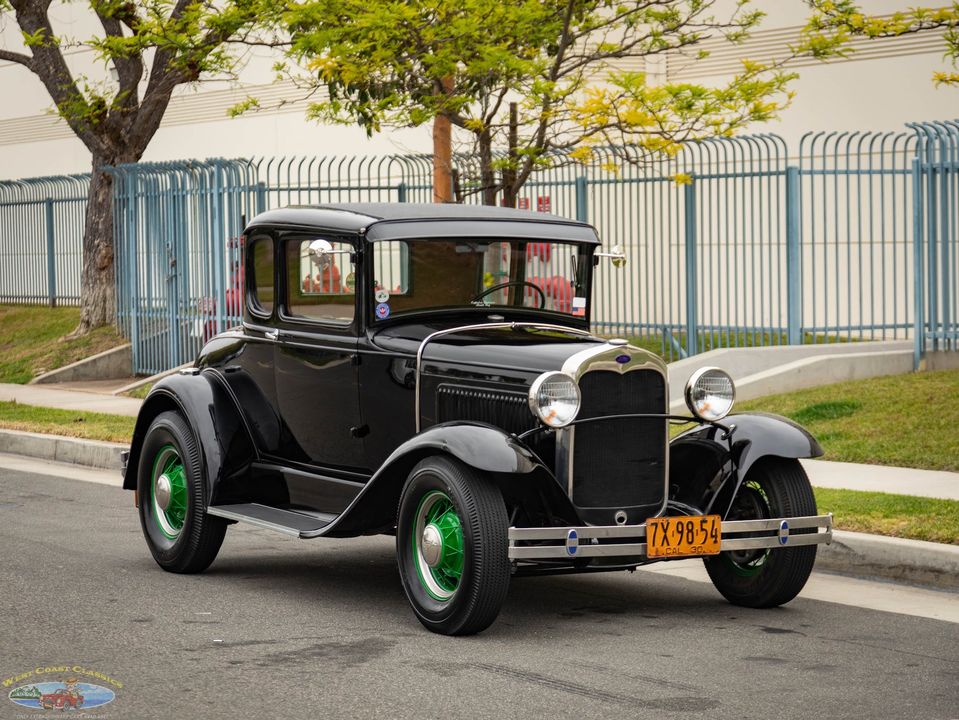 1930 Ford Model A 5 Window