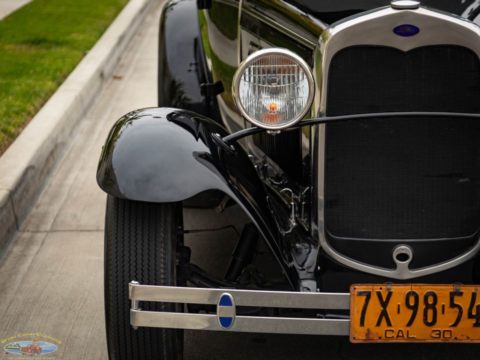 1930 Ford Model A 5 Window